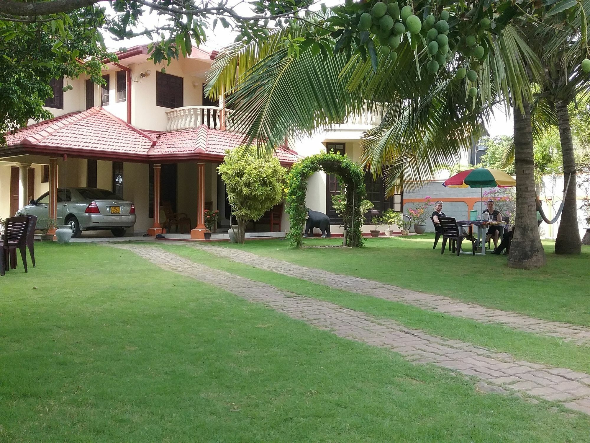 Sugandi Inn Kochchikade Exterior foto